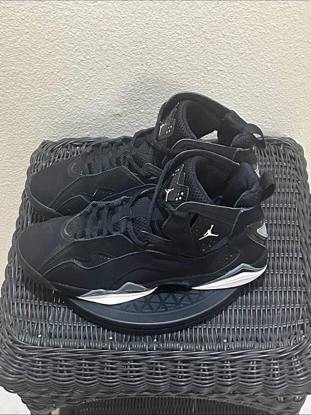 Jordan True Flight Black Metallic Silver (GS) 343795-010 - Picture 2 of 7